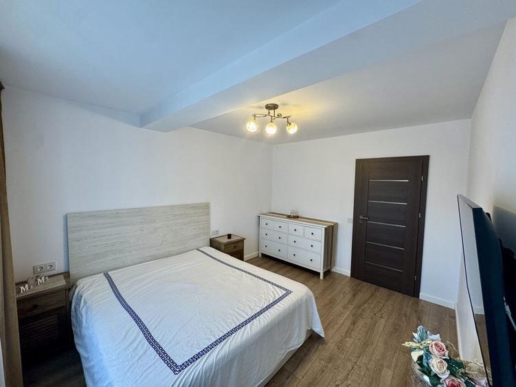 Apartament cu 2 camere decomandat în Cornitoiu