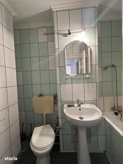 Garsonieră decomandată în Exercițiu