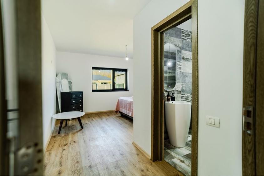 Casă cu 3 camere în Albota