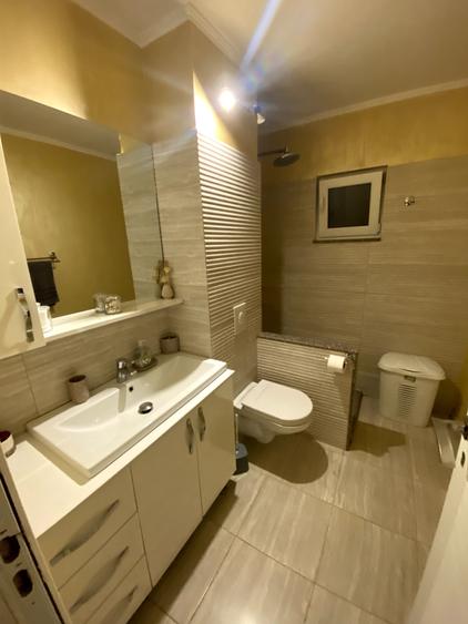 Apartament cu 2 camere semidecomandat în Mofleni