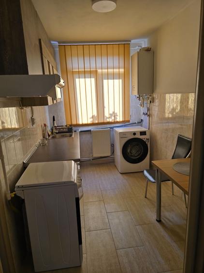 Inchiriez apartament 2 camere - 6