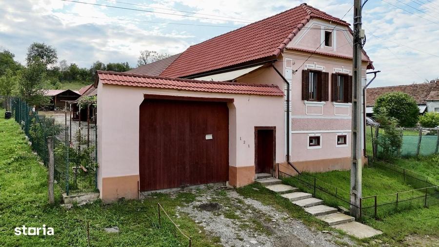 Casă cu 4 camere cu Teren 2037 Mp în Chirpăr