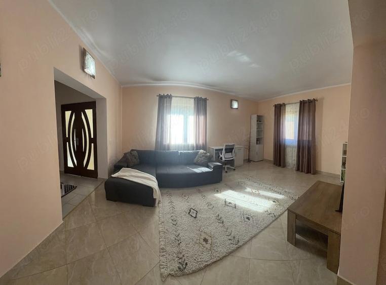 Casă cu Teren 1289 Mp în Luizi-Călugăra