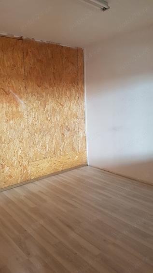 Spațiu comercial, de 300 mp, în Central