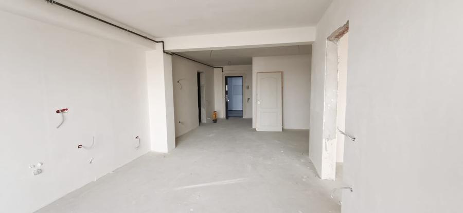 Apartament cu 2 camere decomandat în Tomis Plus