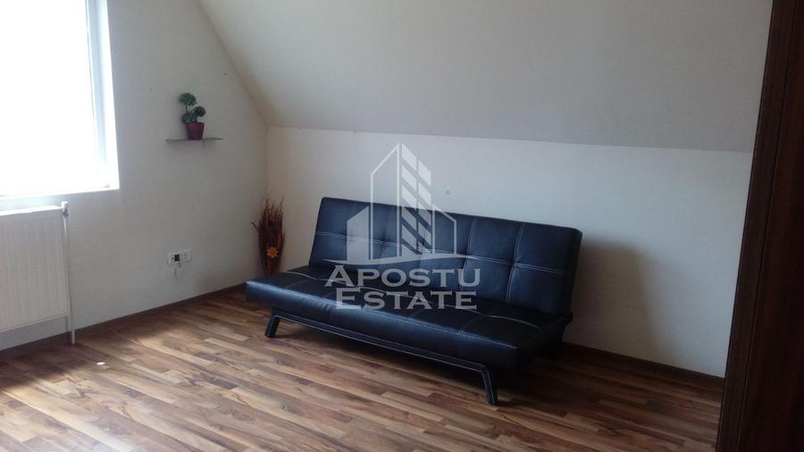 Apartament cu 2 camere semidecomandat în Lipovei