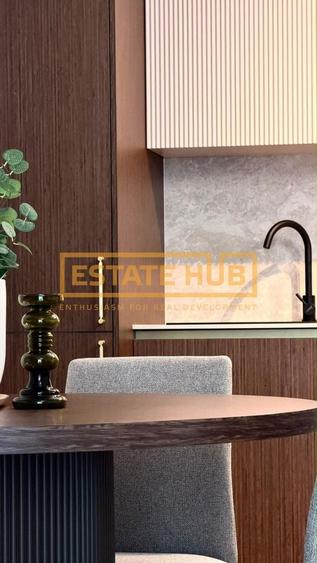 Apartament cu 2 camere semidecomandat, mobilat în Central