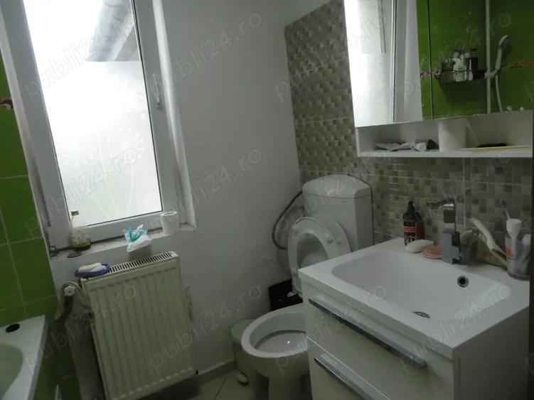 Casă cu 5 camere cu Teren 500 Mp în Central