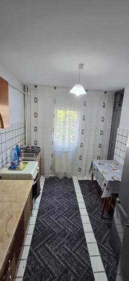 Apartament cu 2 camere decomandat, mobilat în Tătărași