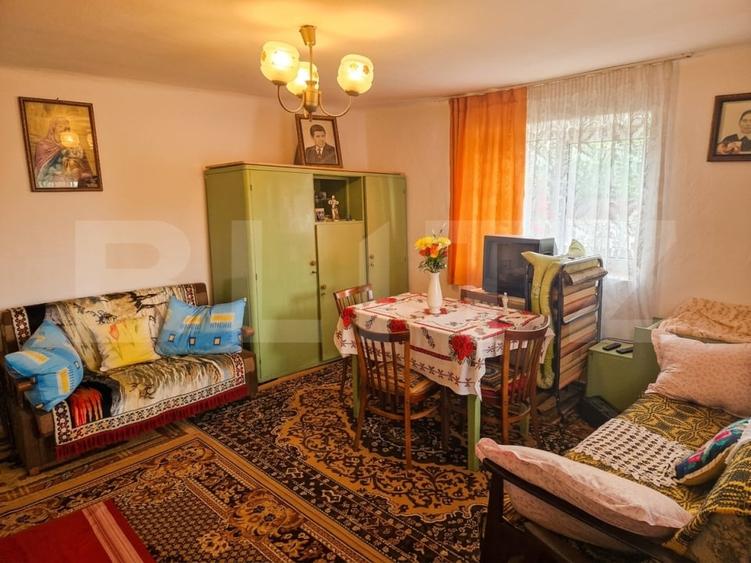 Casă individuală cu 2 camere cu Canalizare în Iclod