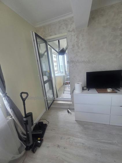 Apartament cu 3 camere decomandat, mobilat în Militari