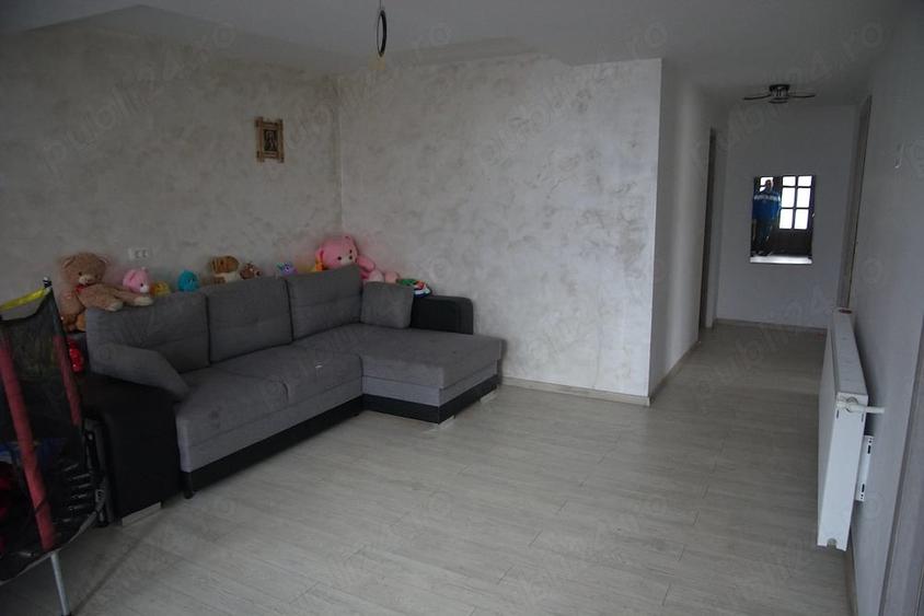 Casă cu 4 camere cu Teren 600 Mp în Central
