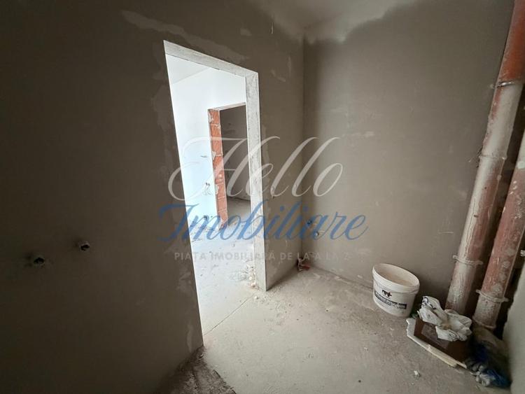 Apartament cu 2 camere semidecomandat în Florești