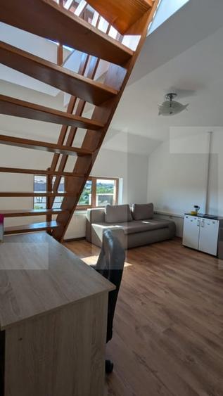 Apartament cu 3 camere semidecomandat, mobilat în Girocului