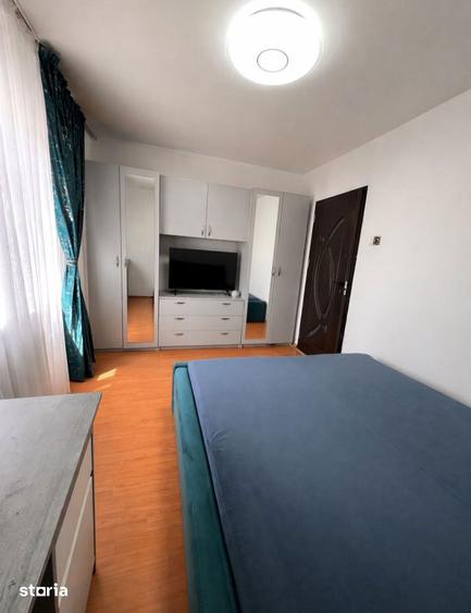 Apartament cu 2 camere semidecomandat, mobilat în Calea București
