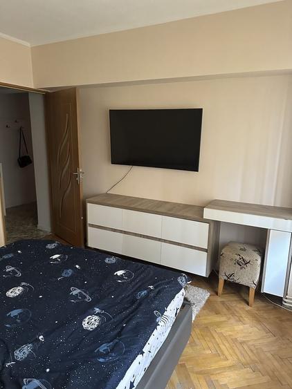Apartament cu 2 camere decomandat în Soarelui