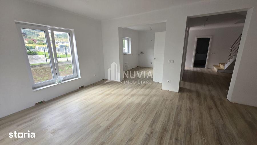 Casă cu 4 camere cu Teren 360 Mp în Micești