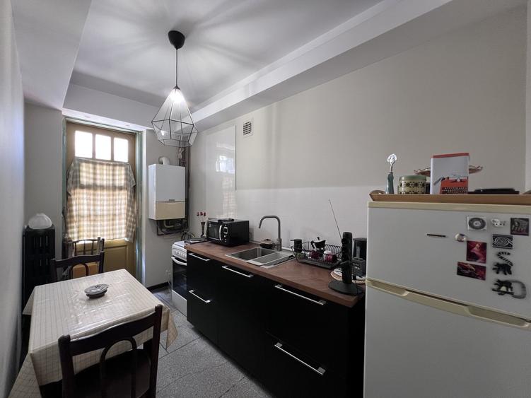Apartament 3 camere semidecomandat. Palatul Agricola-Fonciera. - 4