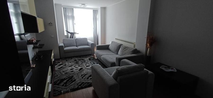 Apartament cu 3 camere în Sud