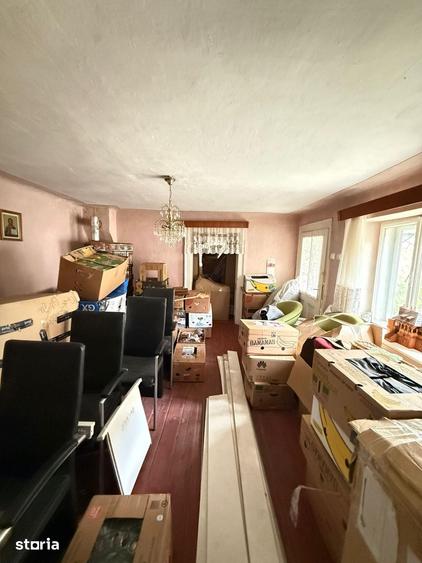 Casă cu 3 camere cu Teren 2093 Mp în Pianu