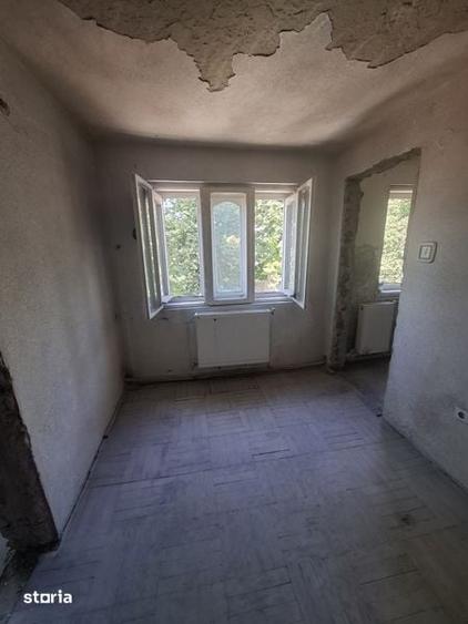 De vanzare ap. pregatit de renovare - 7
