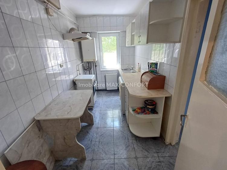 Apartament cu 3 camere circular în Viziru 3