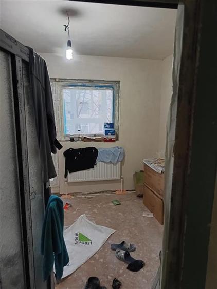 Apartament cu 4 camere decomandat în Tătărași