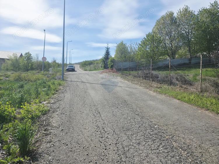 Teren de 1000 mp, în Calea Romanului