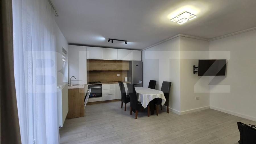 Apartament cu 3 camere decomandat, mobilat în Tractorul