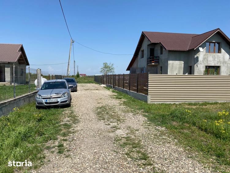 Teren de 403 mp, în Nord