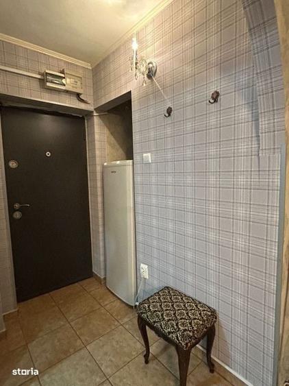 Apartament cu 2 camere semidecomandat în Gara de Nord