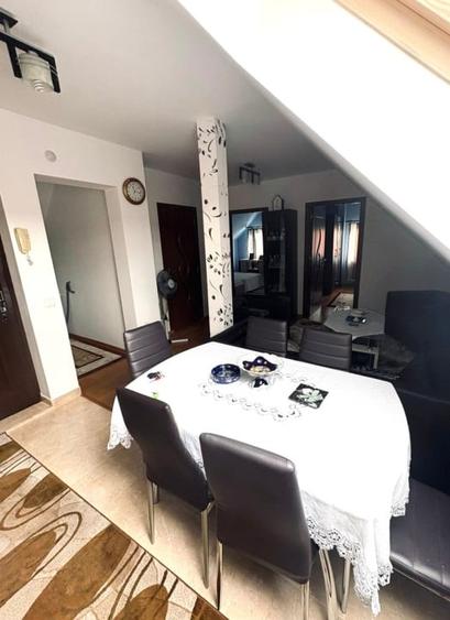 Apartament cu 3 camere decomandat, mobilat în Florești — fotografia 1