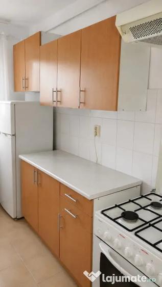 Apartament cu 2 camere nedecomandat în Astra