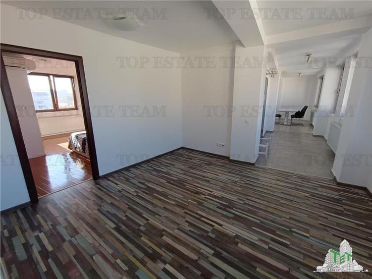 Apartament cu 3 camere circular, mobilat în Beller