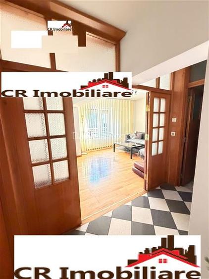 Apartament 4 camere Calea Calarasilor Centrala Imobil