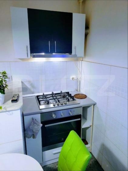Apartament de inchiriat 4 camere, zona parcul teilor - 1