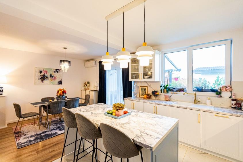 Duplex cu 3 camere cu Canalizare în Urseni