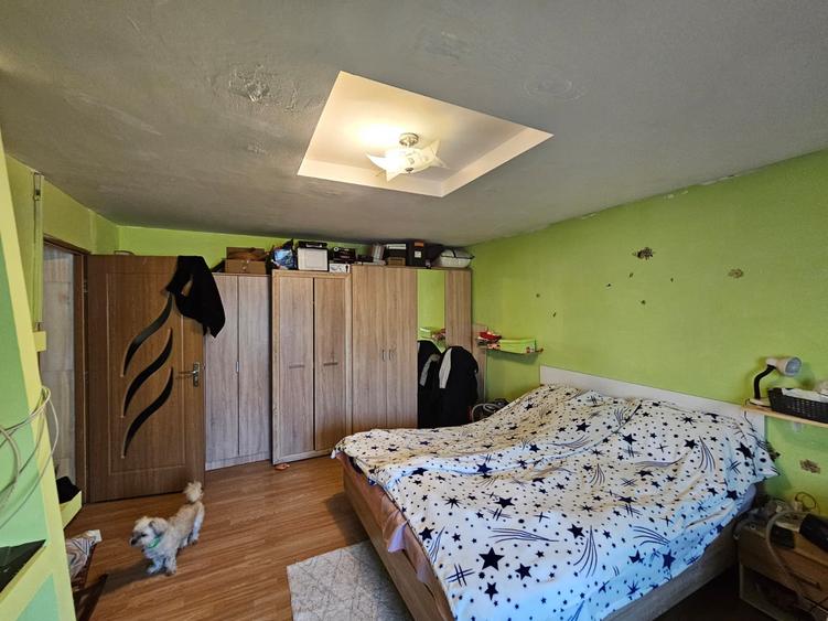 Apartament cu 4 camere decomandat, mobilat în Steaua
