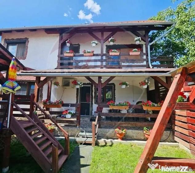 Casă cu 7 camere cu Teren 342 Mp în Calea Clujului