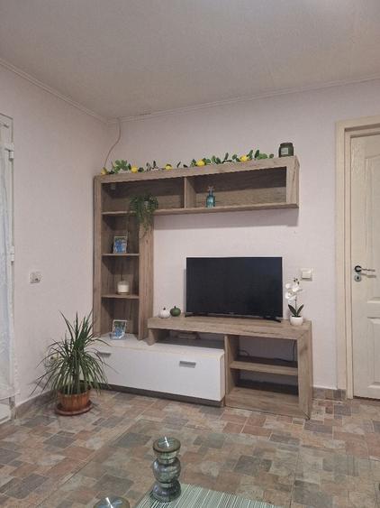 Casă cu 4 camere în Comana