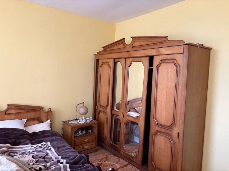 Casă cu 4 camere cu Teren 2158 Mp în Orțișoara