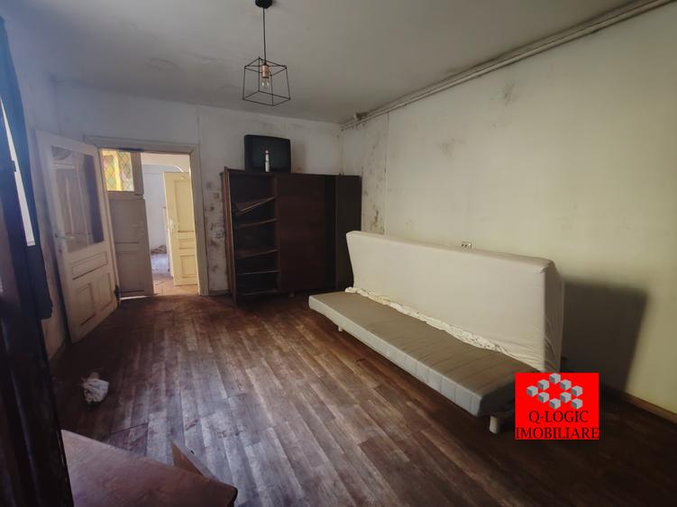 Casă individuală cu 3 camere cu Canalizare în Central