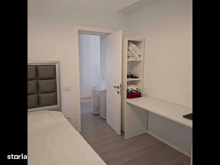 Apartament cu 3 camere în Calea Severinului