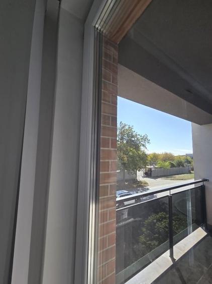 Apartament cu 3 camere semidecomandat, mobilat în Braytim