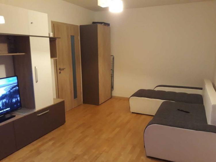 Apartament cu 2 camere decomandat în Exterior Vest