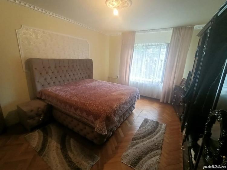Casă cu 6 camere cu Teren 341 Mp în Șagului