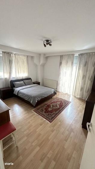 Garsonieră decomandată în Iris