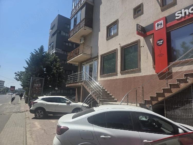 Spațiu comercial, de 88 mp, în Roșu