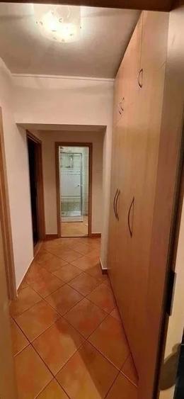 Apartament cu 3 camere decomandat în Piața Unirii