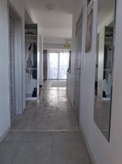 Duplex cu 3 camere cu Canalizare în Sud-Est